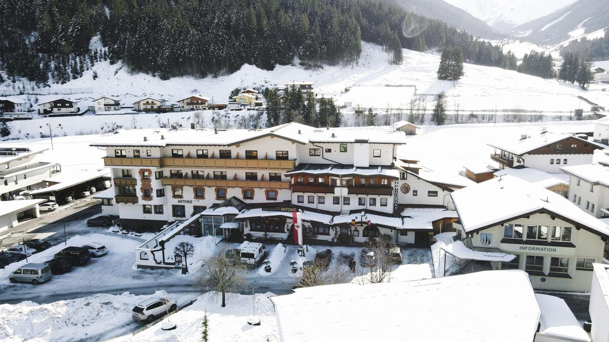 Bergsporthotel Antonie グリース・イム・ゼルライン エクステリア 写真
